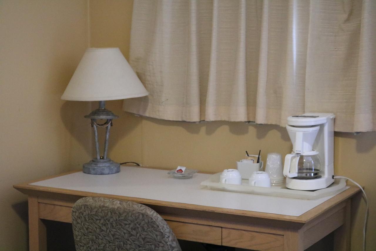 Wakaw Lodge Motel מראה חיצוני תמונה